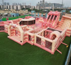 GF3-208 Pig Theme Inflatable Park