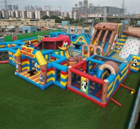 GF3-273 Woody Woodpecker Theme Inflatable Park
